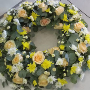 Mixed Round Wreath